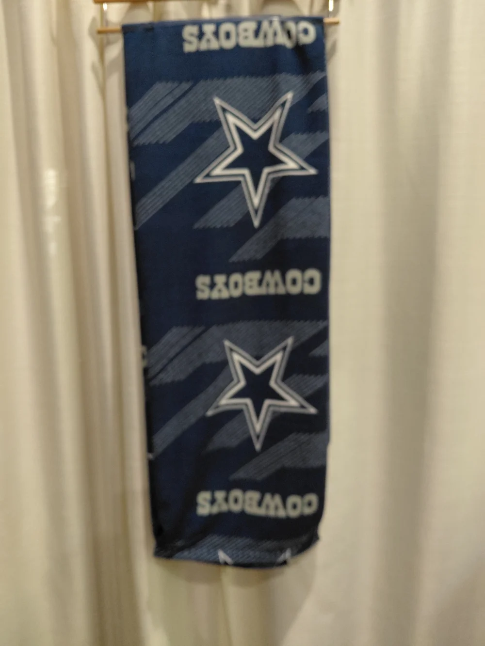 NWT Dallas Cowboys Navy Beach Towel - Official NFL Team Design